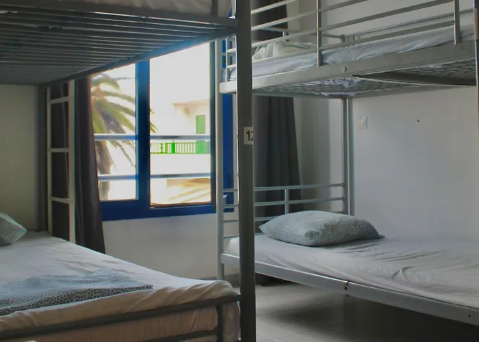 Home Stay Famara Hostel *